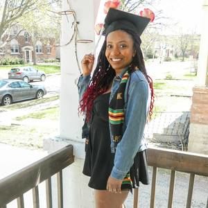 Meet your Posher, Imani